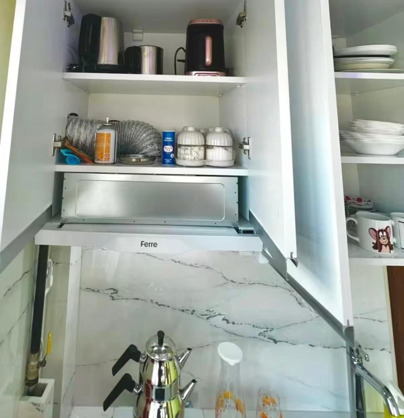Istanbulun Kral Dairesi Asansoerlue Ve 2 Klimali Apartment